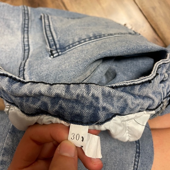 Shein Ripped Jeans - Picture 4 of 4